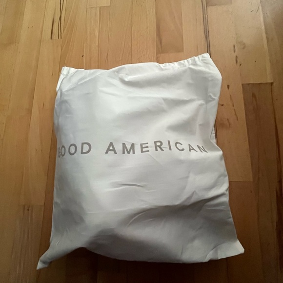 Good American silver heels - Picture 5 of 5